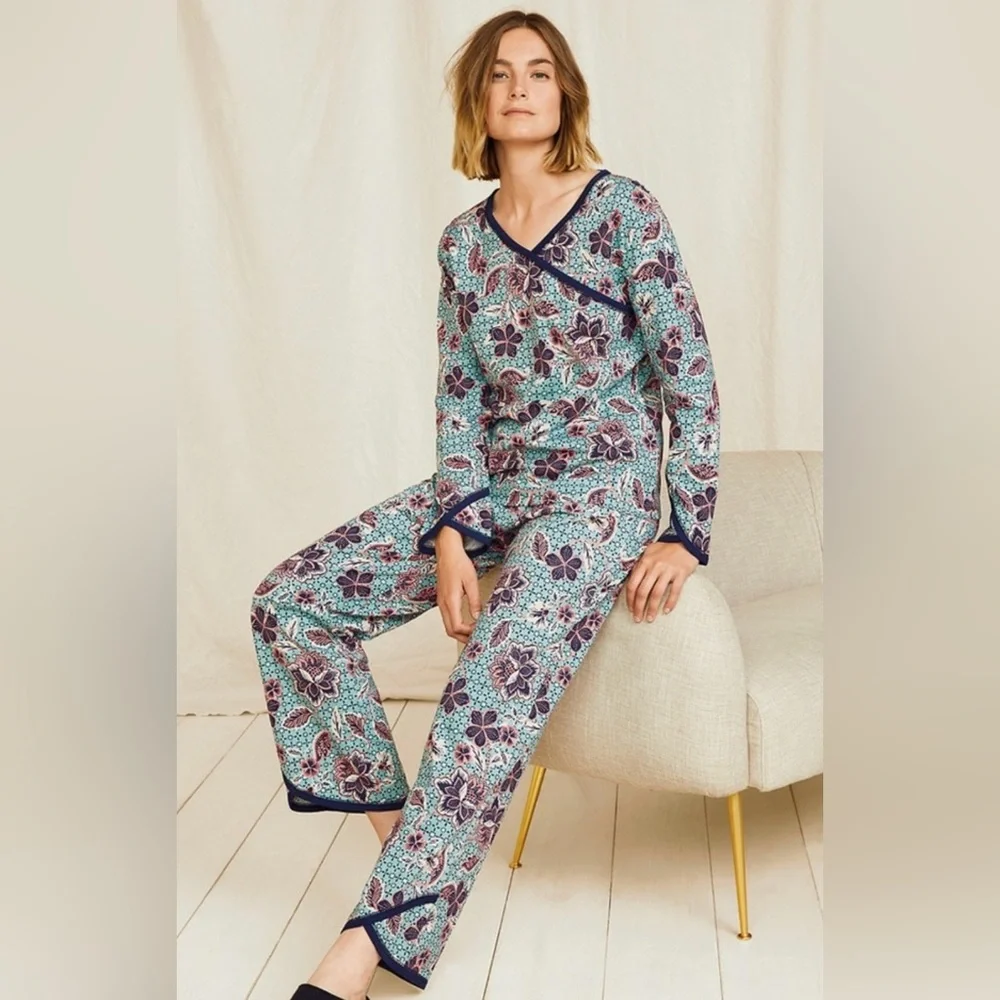 Garnet Hill Asian Wrap Organic Cotton Pajamas Long Set Blue Floral Large NEW - Picture 1 of 8
